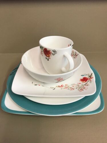 NEW LENOX CHIRP 6 PIECE SET. SQUARE AND ROUND PLATES INCLUDED.