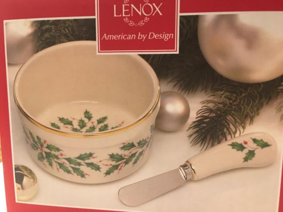 Lenox Holiday Dip Bowl And Spreader -  New In Box Christmas Holly and Berries
