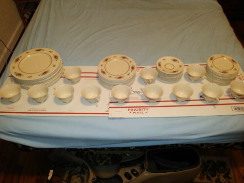 Lenox porcelain pavlova Complete Set