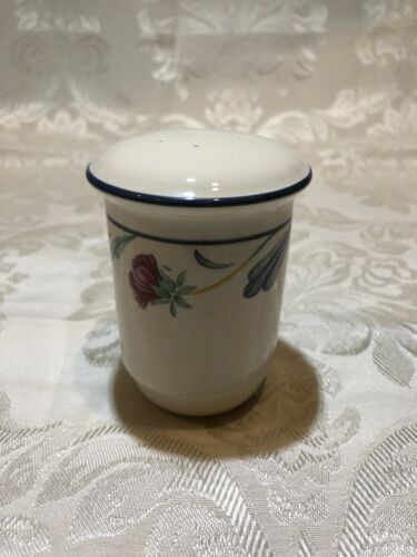 LENOX - Poppies On Blue, Only Salt,Shakers Red Flowers, Discontinued.
