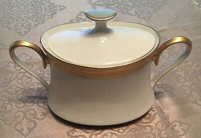 Lenox China Aristocrat Sugar with Lid