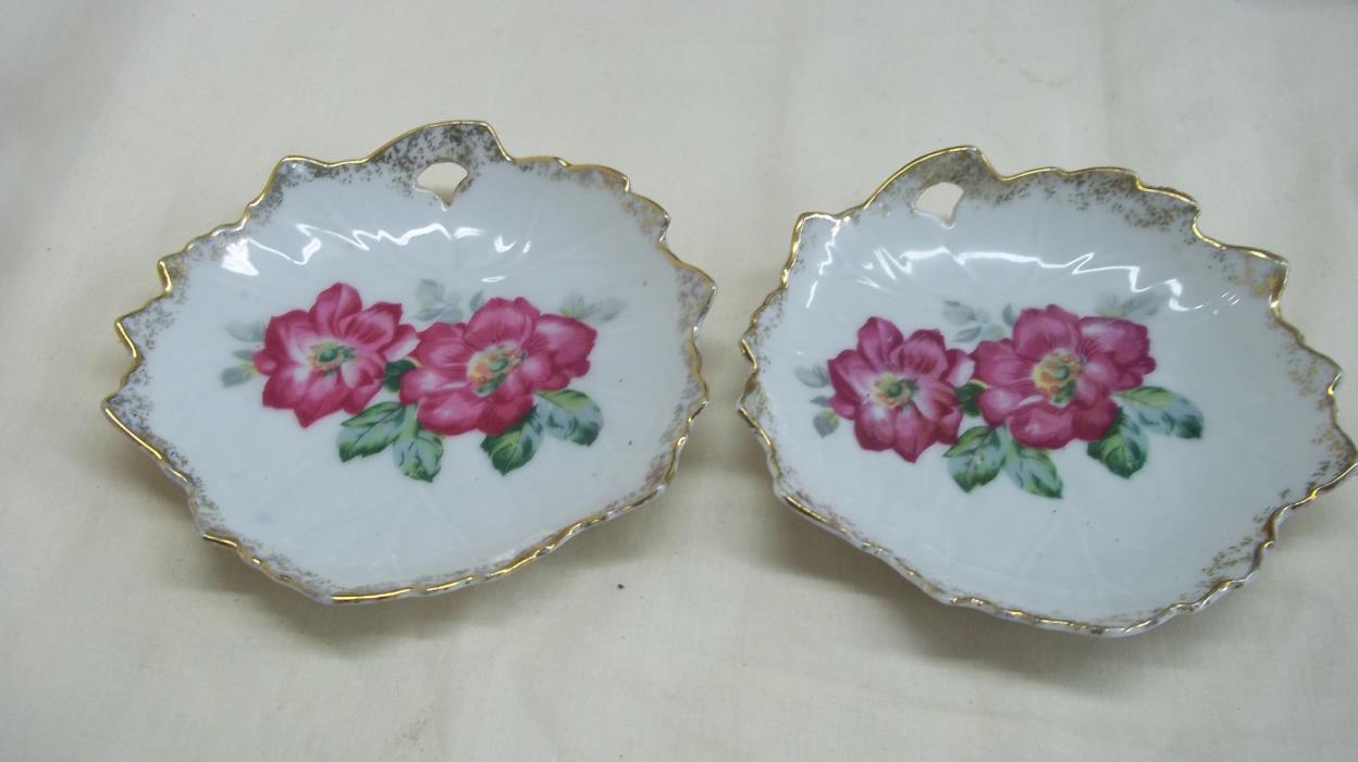 2 HAND PAINTED SCALLOPED LEAF DESIGN CANDY DISHES