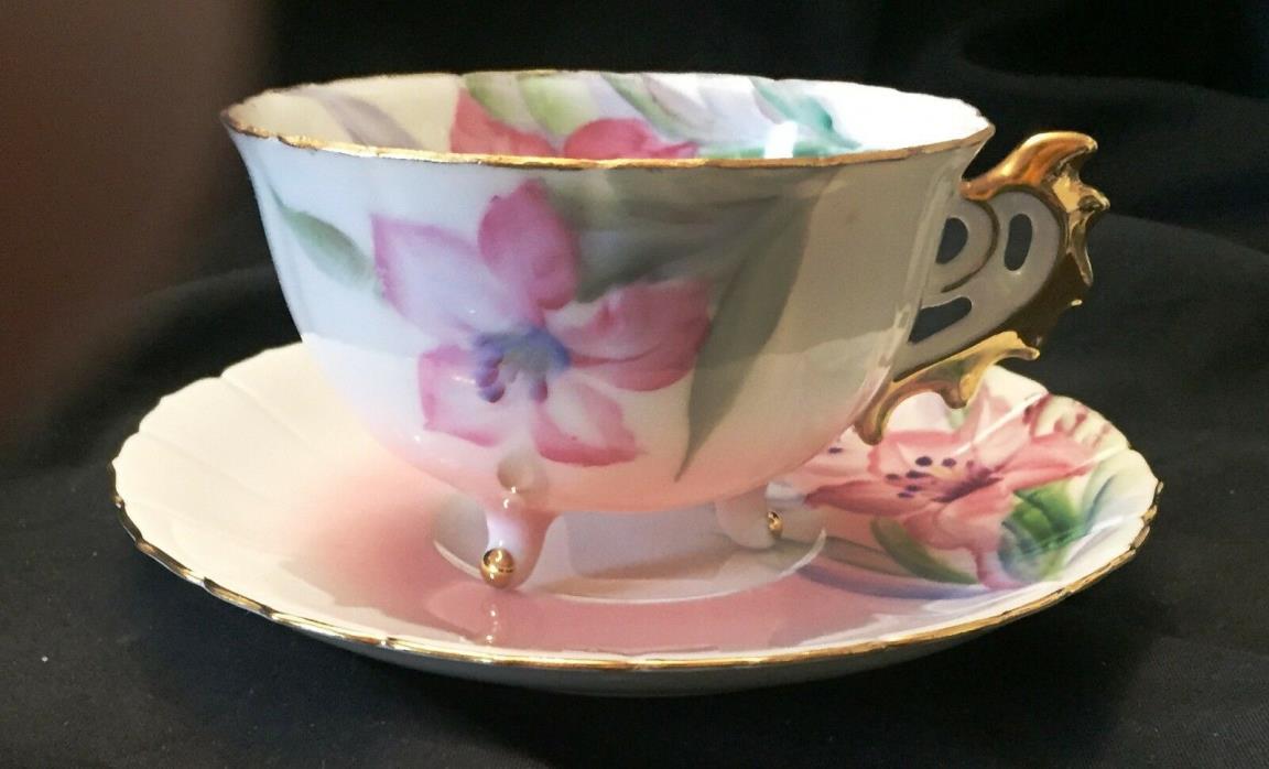 Takiro China in TKR1 Pattern Tea Cup & Saucer with Gold Trim, Scalloped, 5-3/4