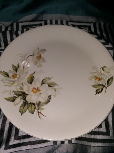 Plate,Alfred Meakin Christmas Rose