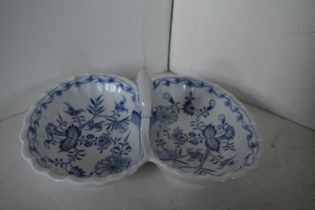 Vintage Meissen Blue Onion Sword Mark Two Sided Relish Dish 9 By 7.25 by 3.5”
