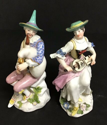 18th Century Meissen Porcelain Pair Of Musician Figurines