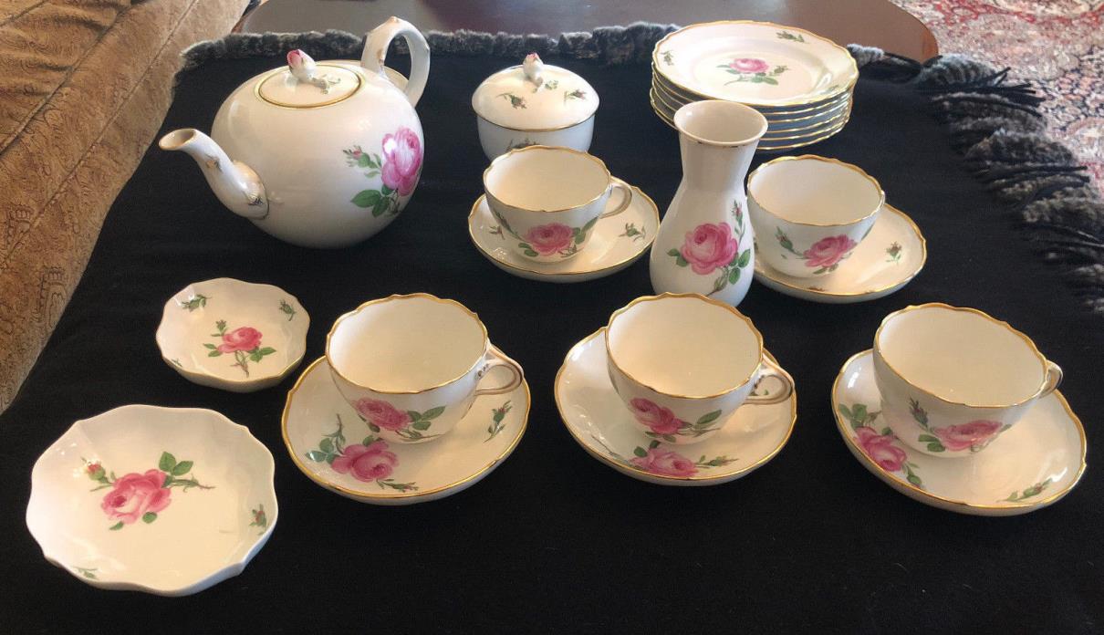 Vintage Meissen Pocelain Handpainted Pink Rose Tea Set with Vase 23 pcs