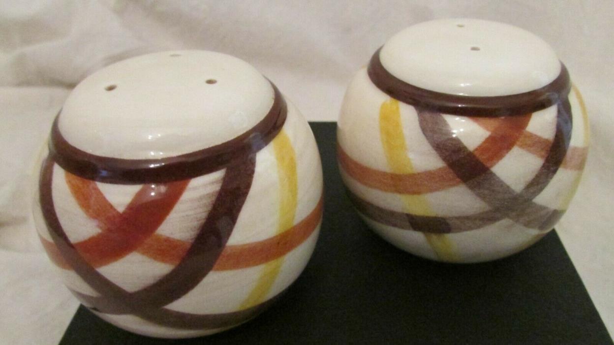 Vintage S & P Shakers Brown Yellow Plaid Organdie Pattern METLOX Vernon Ware