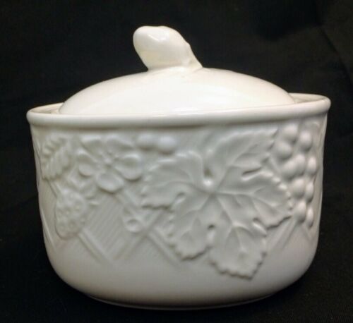 Mikasa English Countryside Embossed Grapes Flowers White Covered Sugar Bowl