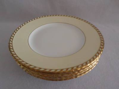 MINTON ANTIQUE GOLD GILDED PALE YELLOW BORDER DINNER PLATE 10.75