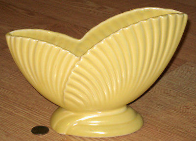 large WESTERN MONMOUTH yellow PLANTER vase ribbed crescent ACORN mark AS IS