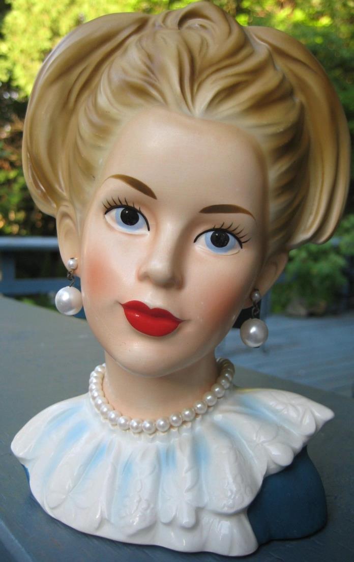 BEAUTIFUL ELEGANT AND REGAL GRACE KELLY INSPIRED HEAD VASE 1960'S TEEN HEADVASE