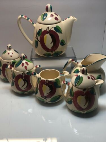 Puritan Slip Ware Pottery Apple Pattern lot 6 Pcs Teapot Sugar Creamer Cup