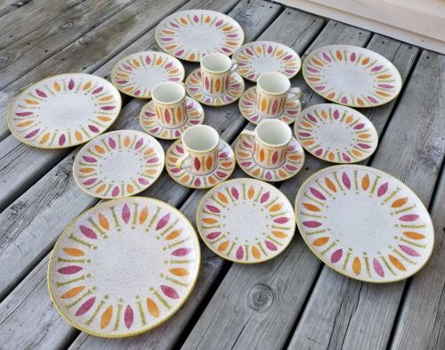 Red Wing Pottery Pepe 20-Piece Set for 5 Dinner Salad Plates Cups Saucers