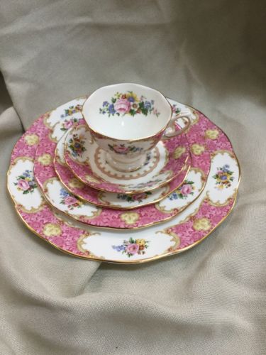 ROYAL ALBERT LADY CARLYLE TEA CUP SAUCER AND PLATE LUNCHEON DINNER SET