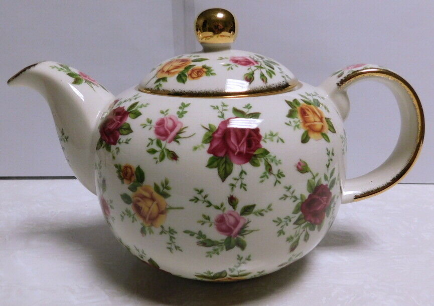 Royal Albert Old Country Roses Classic IV Teapot Tea Pot