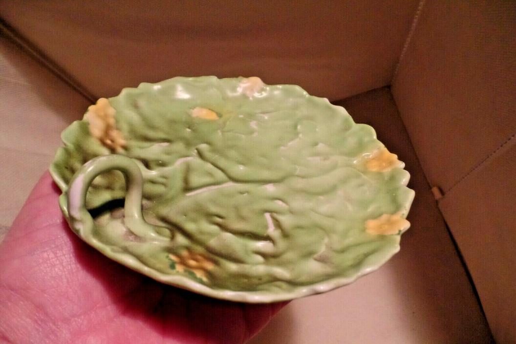 Cabbage Leaf Handled Plate 6 1/2