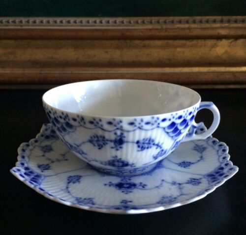Royal Copenhagen Blue Fluted Full Lace Tea Cup Saucer 1130 *CHIP* 1st Quality