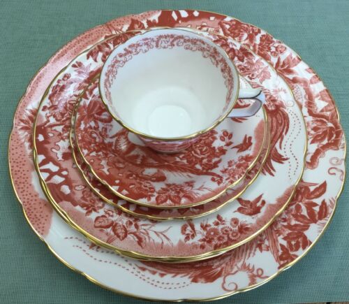 Royal Crown Derby  Aves Red
