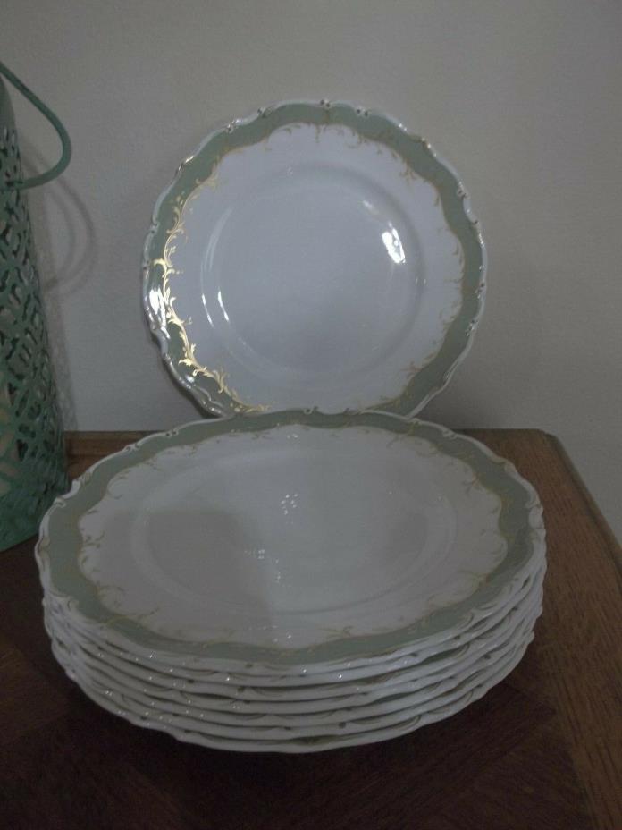 Royal Doulton Fontainebleau Green 8 Dinner Plates Gold Scrolls Scalloped