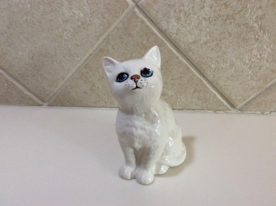 Beswick - Royal Doulton England White Cat Figurine -  4