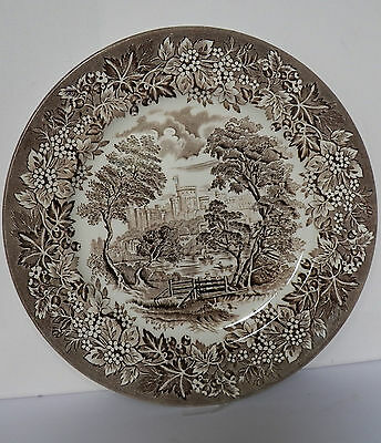 STAFFORDSHIRE 9¾ INCH PLATE MADE BY ENGLISH IRONSTONE TABLEWARE LIMITED ENGLAND