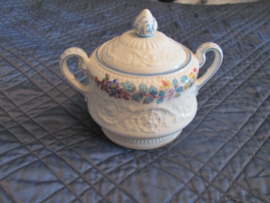 Preowned Wedgewood Patrician Morning Glory china sugar bowl