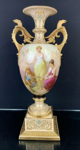 Extremely Large Antique Royal Vienna Vase With Double Portraits Fine Details