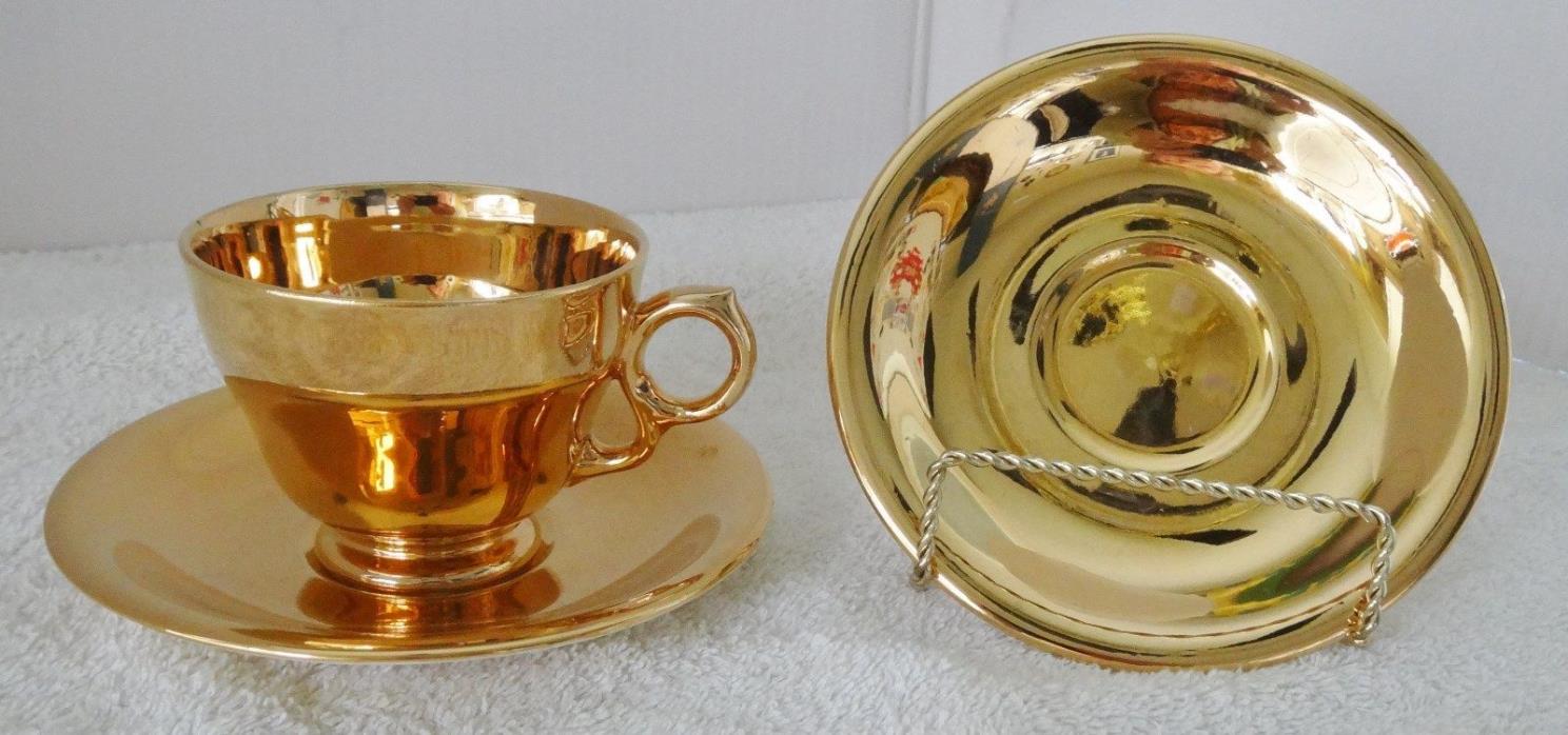 VINTAGE ROYAL WINTON GOLD TEA CUP AND 2 SAUCERS