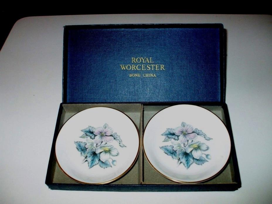 Antique Royal Worcestor Set of 2 small Pin dish bowls / England