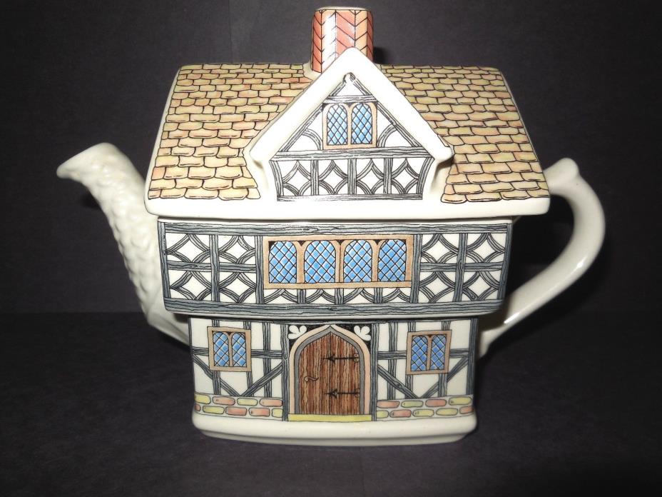 Sadler England Tudor House Tea Pot English Country House Series  # 4437