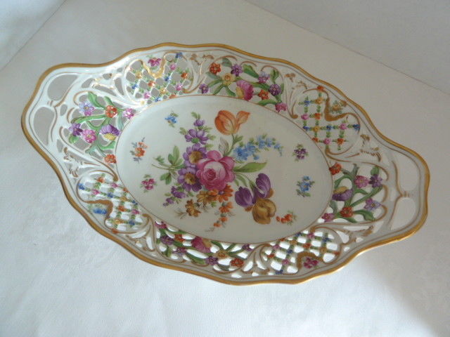 SCHUMANN Bavaria Chateau Dresden Oval Serving Dish Reticulated Sides 11-3/4