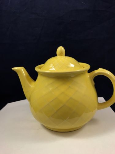 Vintage Shawnee Pottery Ceramic Yellow Tea Pot RETRO FUN!