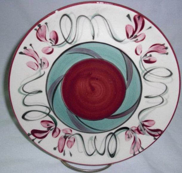 Gail Pittman SIGNED Red Grapevine Design Salad Plate 1992
