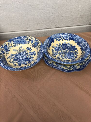 LOT SPODE BLUE ROOM GARDEN COLLECTION PLATE AND 3 BOWLS