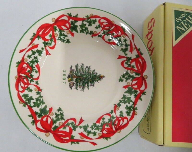 Spode Christmas Tree 2007 4 Plates Set