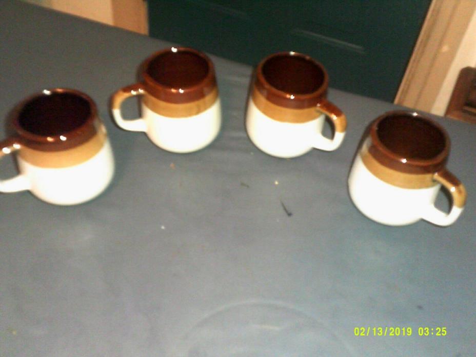 VINTAGE SET OF 4 STONEWARE TYPE COFFEE MUGS TAIWAN BROWN TAN RINGS