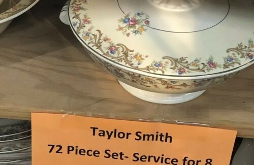 TAYLOR SMITH & TAYLOR CHINA SET (72 Pcs.) 1797 SCROLL BORDER - Service For 8