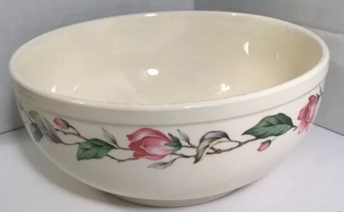 Ballerina Universal Cambridge Moss Rose Vegetable Bowl 9