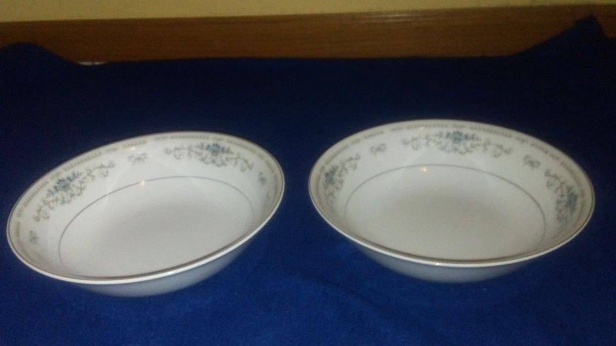 2 Wade DIANE Round Serving bowls 9½