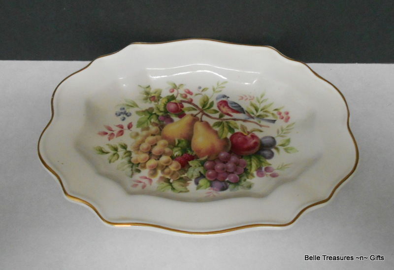 Enoch Wedgwood England Tunstall for Avon Porcelain Oval Plate Fruit Theme 1976
