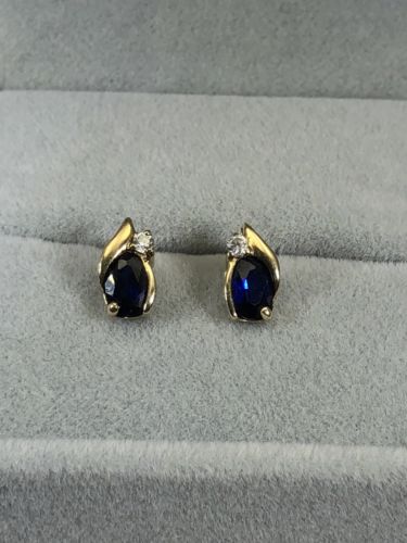 10k GOLD BLUE SAPPHIRE EARRINGS WITH GENUINE DIAMONDS WITH BOX No Backings
