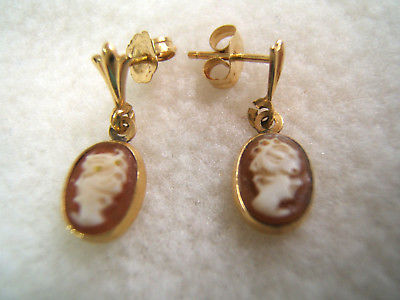 Vintage Small Cameo 14k Yellow Gold Drop Earrings 1.6g Very Good Condition