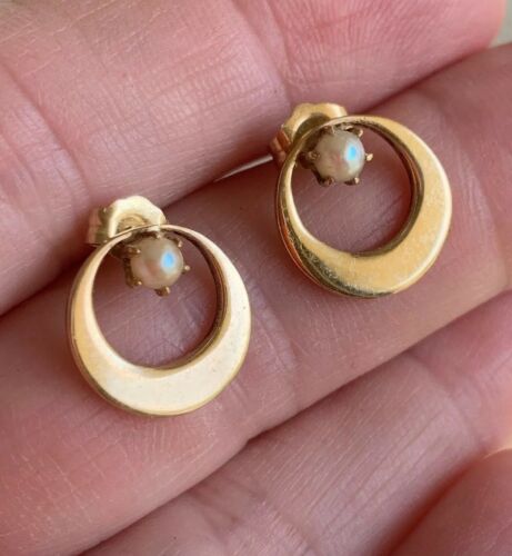 Estate Old 14kt yellow gold pearl earrings pierced wgt 2.4 Grams