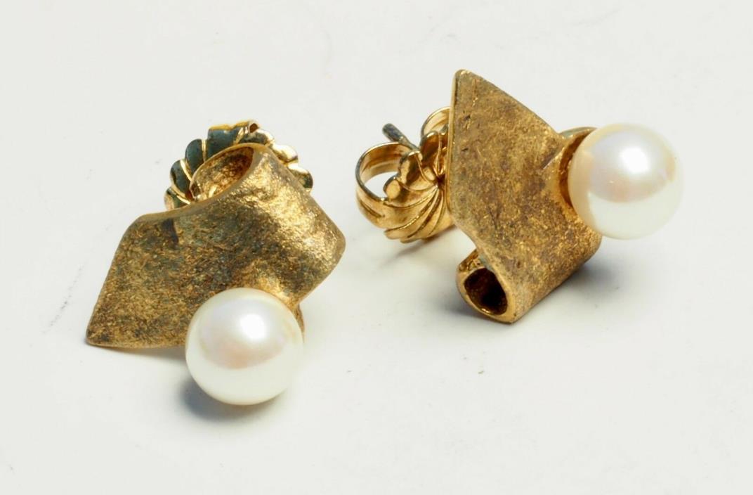 Pearl Earrings by aha Astri Holthe ,Arendal ,Norway, gold on sterling silver