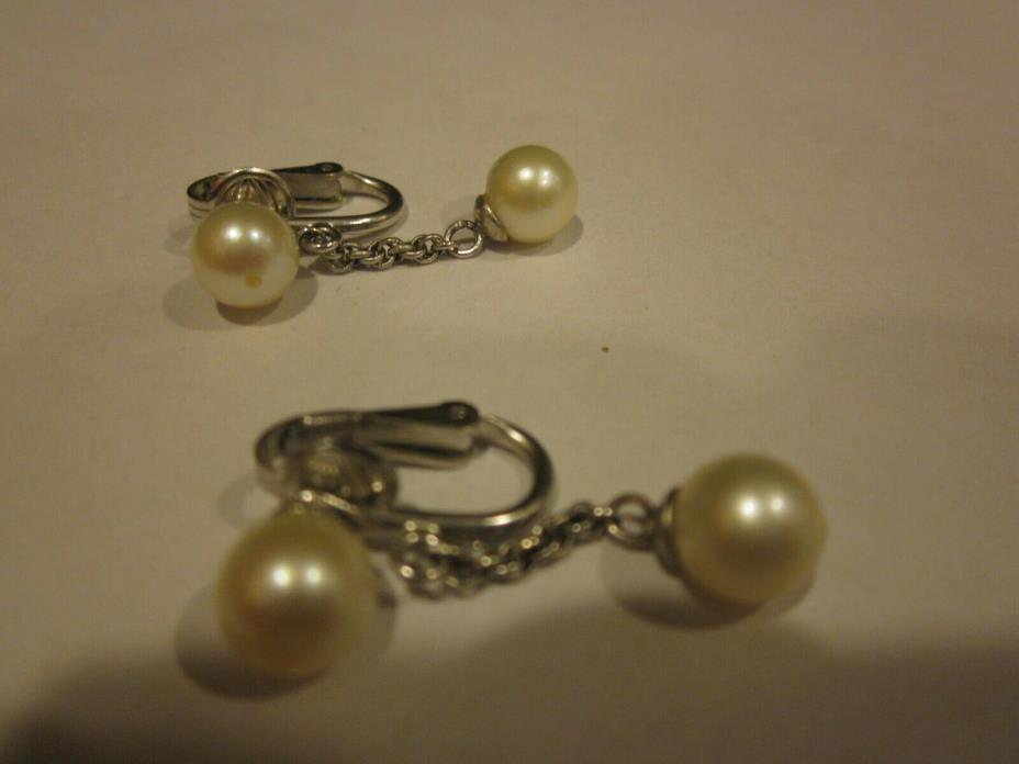 Vintage 14K White Gold Akoya Cultured Genuine Pearl Drop Dangle Clip Earrings