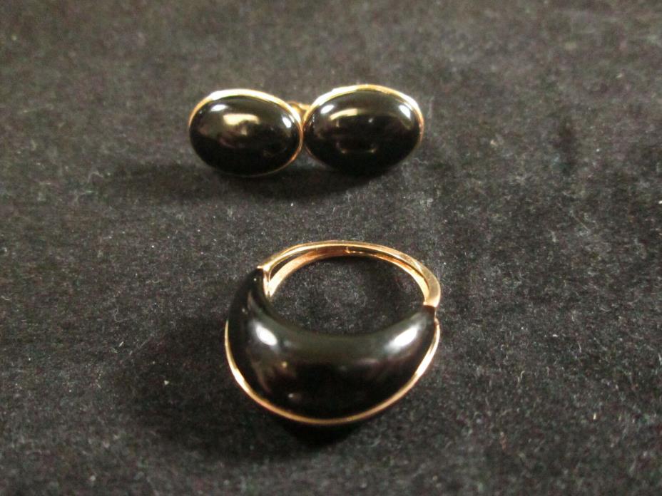 VINTAGE 14K YELLOW GOLD AND ONYX EARRINGS AND PENDENT SET