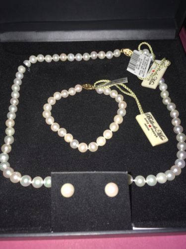 Akoya Pearls Set