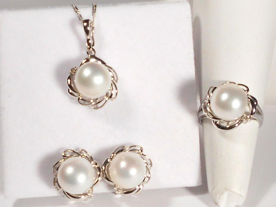 white South Sea pearl set(ring,earrings,pendant),diamonds,solid 14k white gold