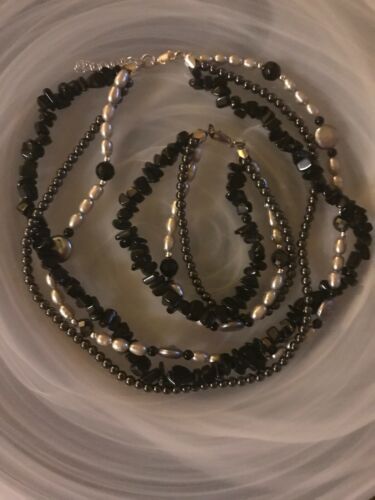 Sophisticated~Cultured Pearl And Onyx~Necklace~With Matching Bracelet